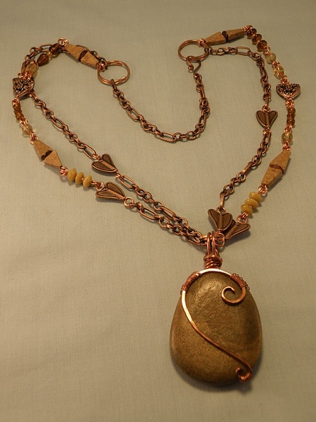 Necklace_U5N2.JPG